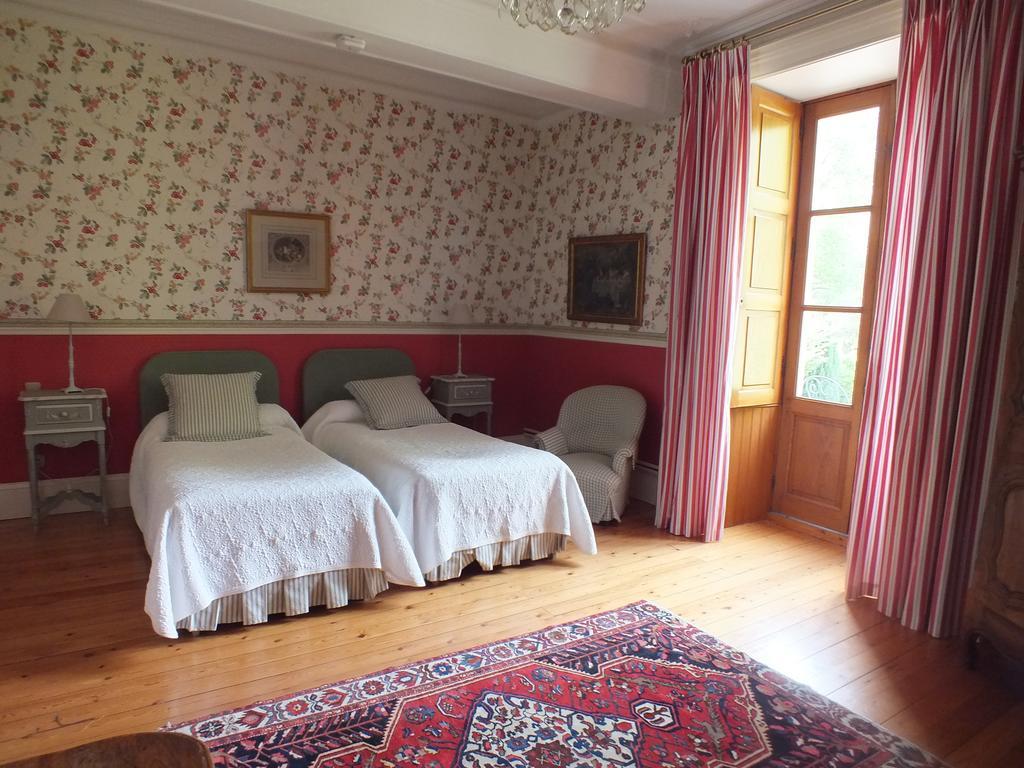 Chateau De Naze Vivy-Saumur Екстер'єр фото