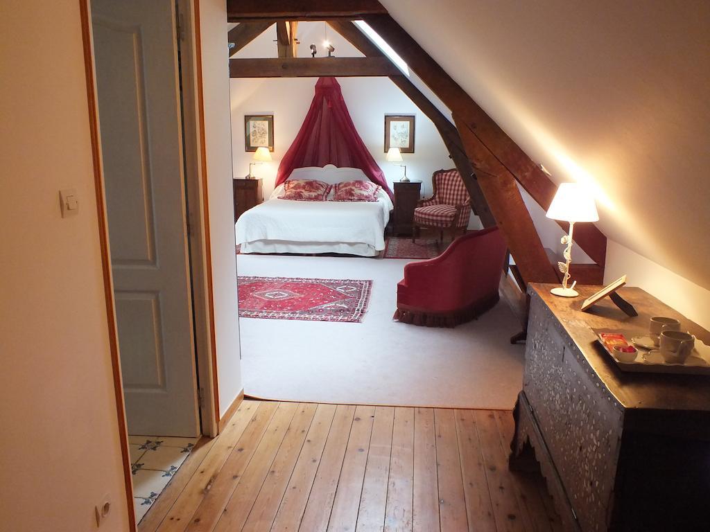 Chateau De Naze Vivy-Saumur Номер фото