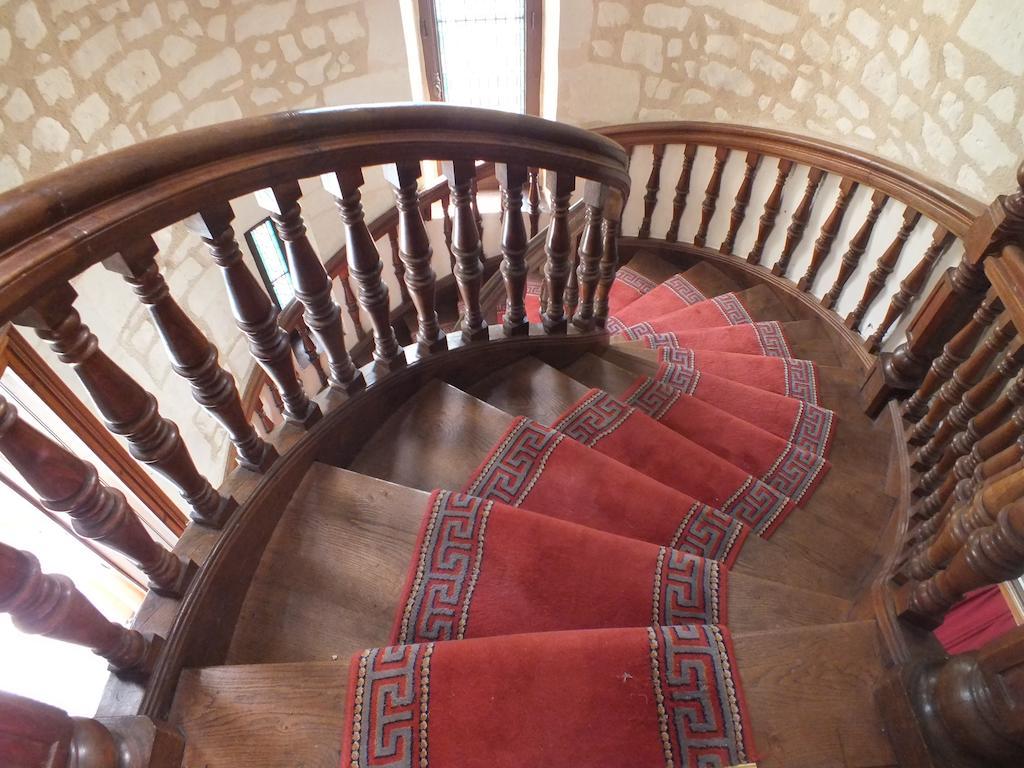 Chateau De Naze Vivy-Saumur Екстер'єр фото